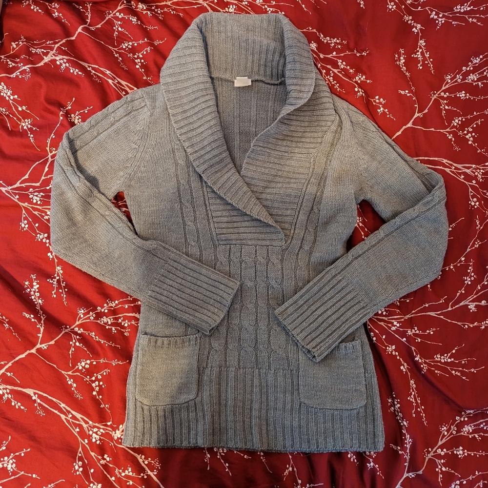 *SALE* Cozy Grey Cable Knit V Neck Sweater